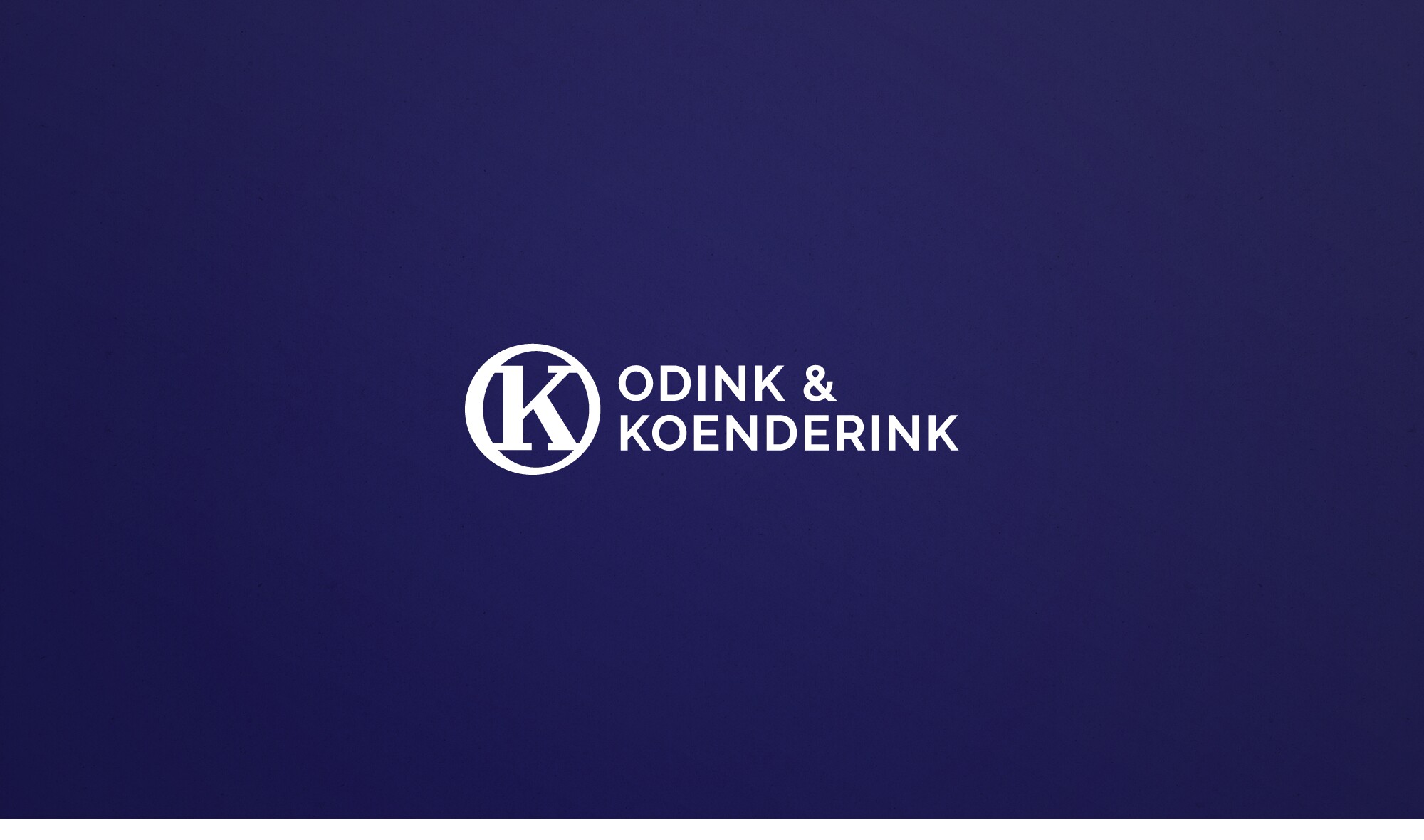 Odink & Koenderink Logo op paars