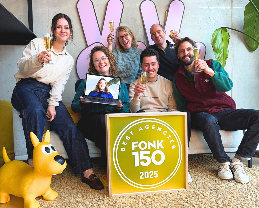 foto van de werknemers van Groowup met de fonk150 award 